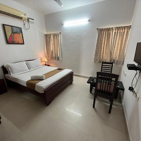 ホテル Avuraa Hospitality India チェンナイ エクステリア 写真