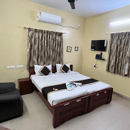 ホテル Avuraa Hospitality India チェンナイ エクステリア 写真